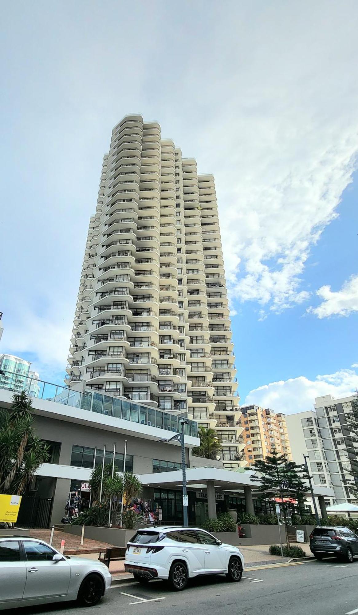 Beachside Apartment In The Heart Of Surfers Paradise - Free Parking غولد كوست المظهر الخارجي الصورة