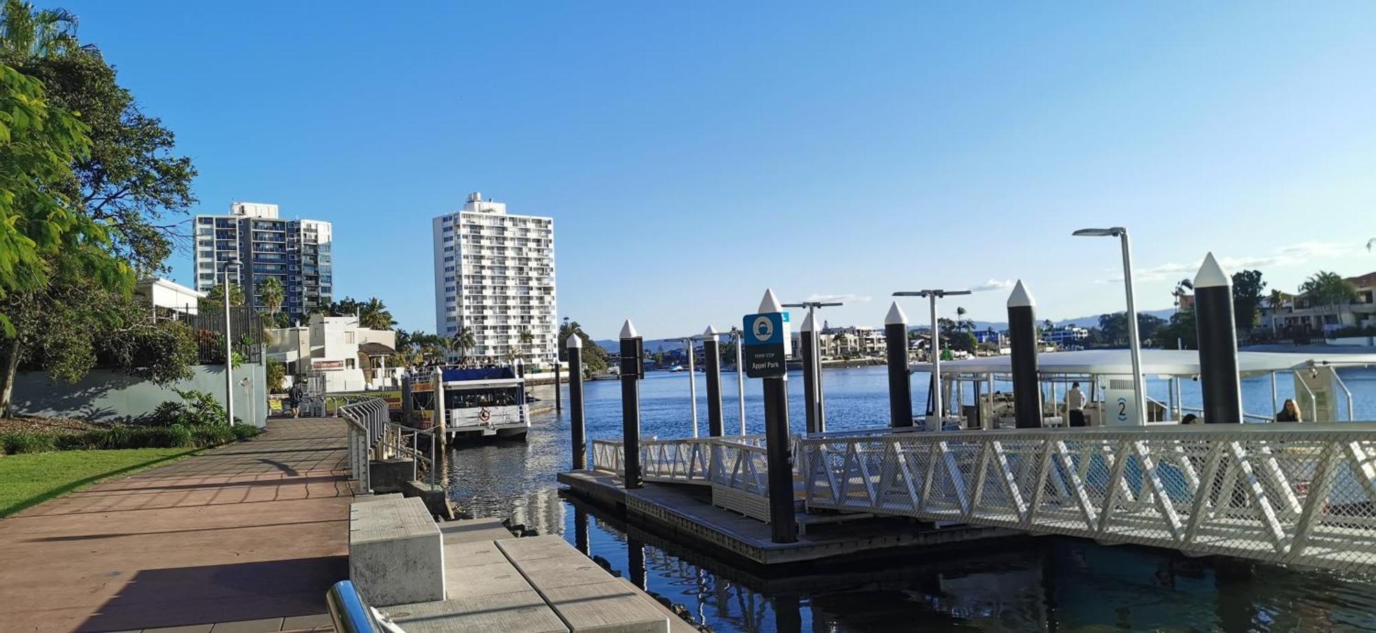 Beachside Apartment In The Heart Of Surfers Paradise - Free Parking غولد كوست المظهر الخارجي الصورة